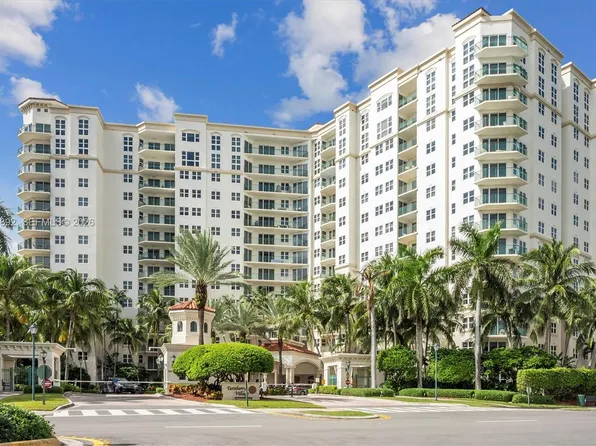 20000 Country Club Dr, Aventura, FL