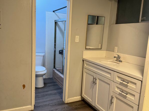 5847 Cherry Ave APT C