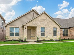 5249 Heritage St, Haltom City, TX 76117