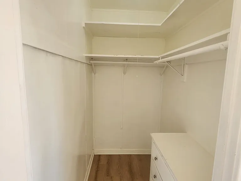2821 Sierra St #5 — Photo 7