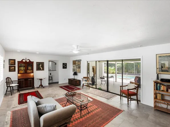 1000 Egret Avenue, Fort Pierce, FL 34982