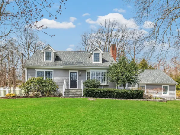 12 Lancaster Drive, Norwalk, CT 06850