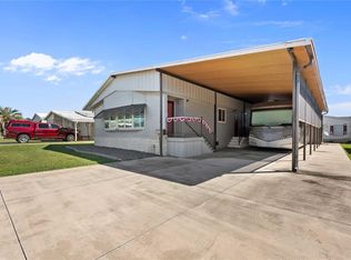 5602 Dakota St, Zephyrhills, FL 33542