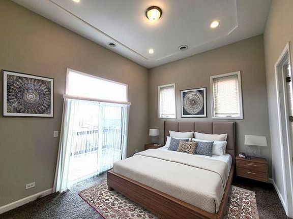 4th image of 4209 S Vincennes Ave #3S
