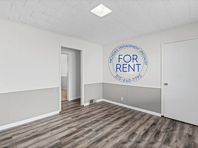 310 E Court St #1 — Photo 21