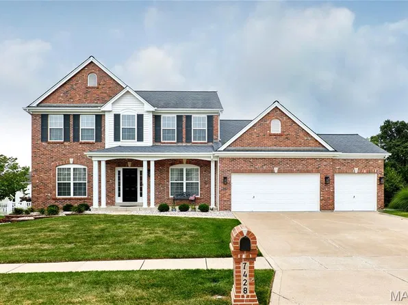 7428 Heathermoor Ln, Dardenne Prairie, MO 63368