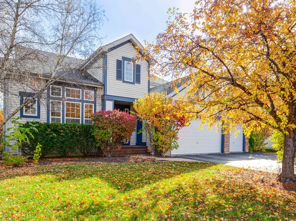 2287 Avalon Dr, Buffalo Grove, IL 60089