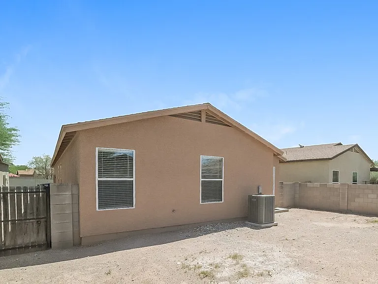 3847 E Hopseed Ln — Photo 16