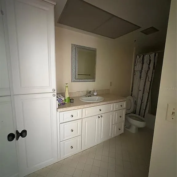 5220 Brittany Dr S #803 — Photo 20