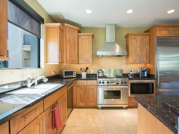 2nd image of 8 Biltmore Est Unit 214