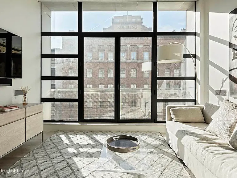 48 Laight St #5N — Photo 17