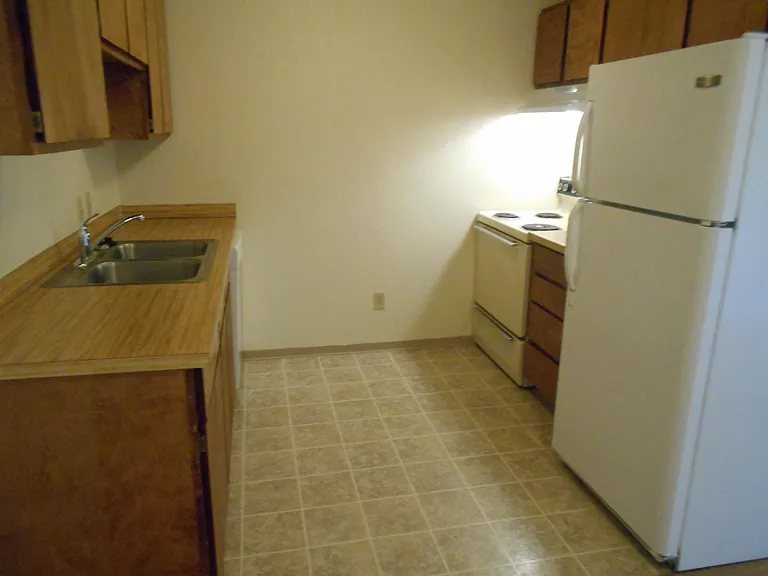1163 S Harrison St #8 — Photo 4