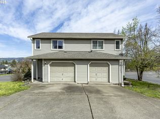 106/108 S 72nd St, Springfield, OR 97478