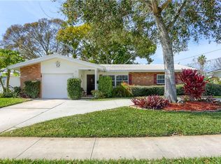 714 Gershwin Dr, Largo, FL 33771