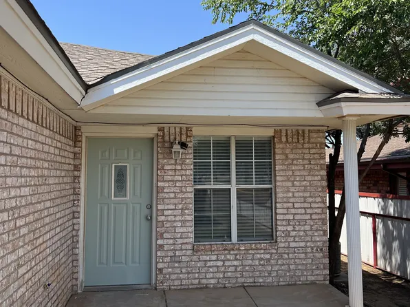 111 Magnolia St, Levelland, TX