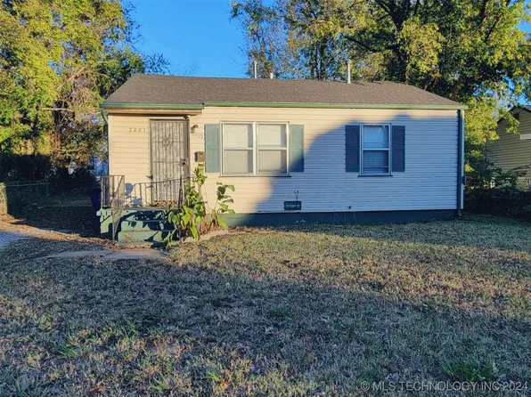 2221 N Xanthus Ave, Tulsa, OK 74110