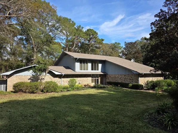 1027 Creek Bend Dr, Jasper, TX 75951