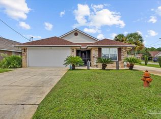 575 Rough Leaf Ln, Mary Esther, FL 32569