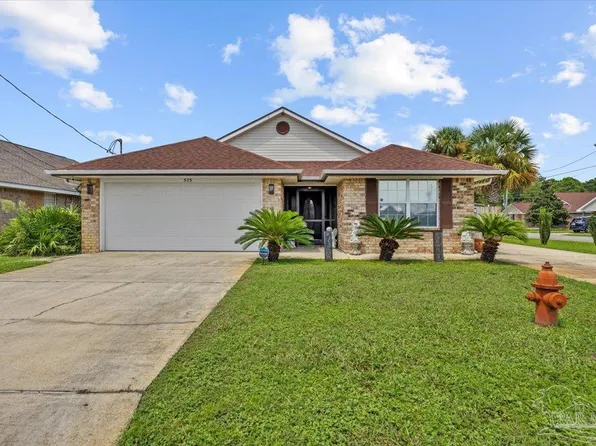575 Rough Leaf Ln, Mary Esther, FL 32569