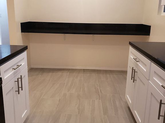 4th image of 3522 W 5th St #8095867