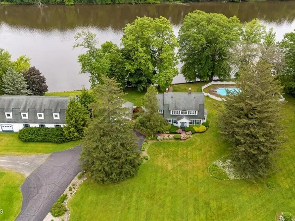 1450 Hudson Avenue, Stillwater, NY 12170