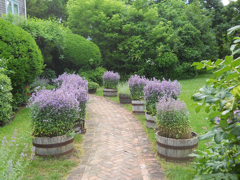 20 Walker Ave, East Quogue, NY 11942 Zillow