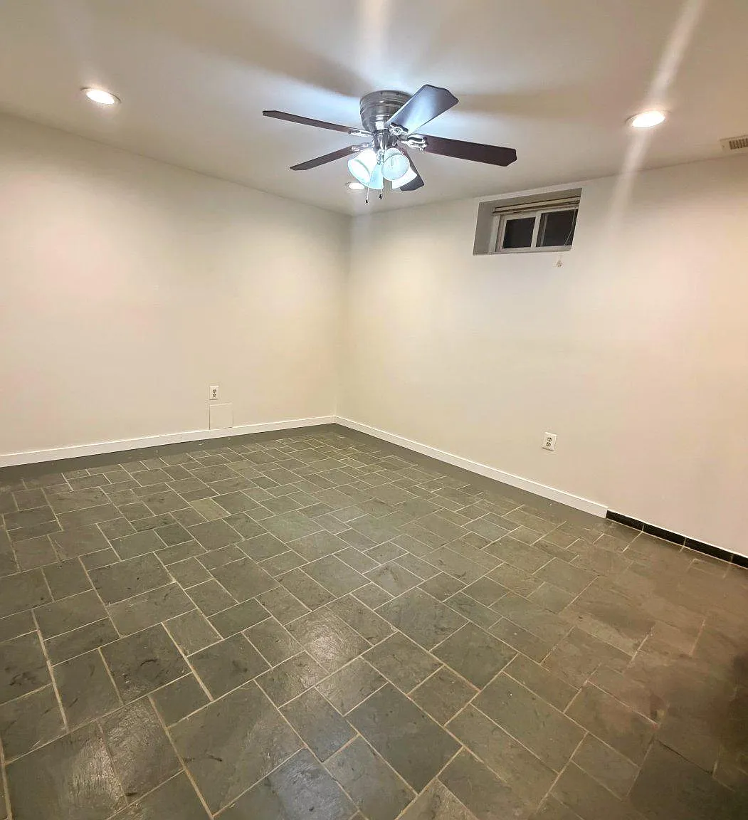 1 bed, 1.0 bath, 2045 sqft, $2,200 — Photo 4
