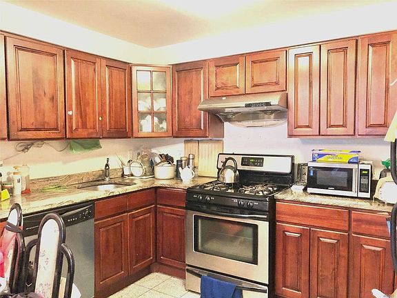 4th image of 49-07 108th St #1A