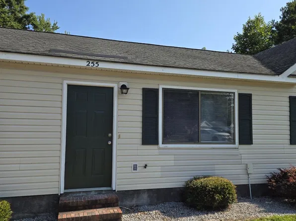 2024 Countrywood Dr, Jacksonville, NC 28540