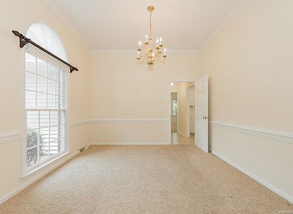 4th image of 1834 Timberlake Dr