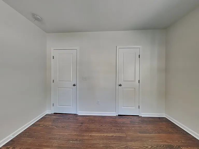 499 Woodlawn Ave NW — Photo 7