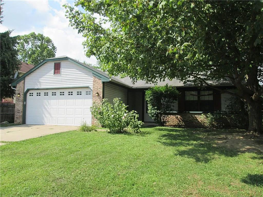 5620 Sarton Ln photo 1