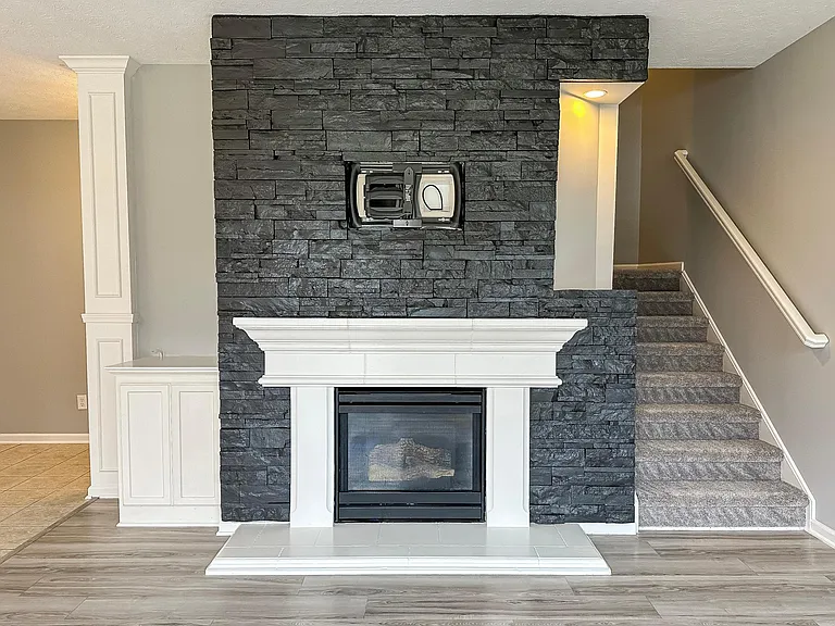 13539 Erlen Dr — Photo 44
