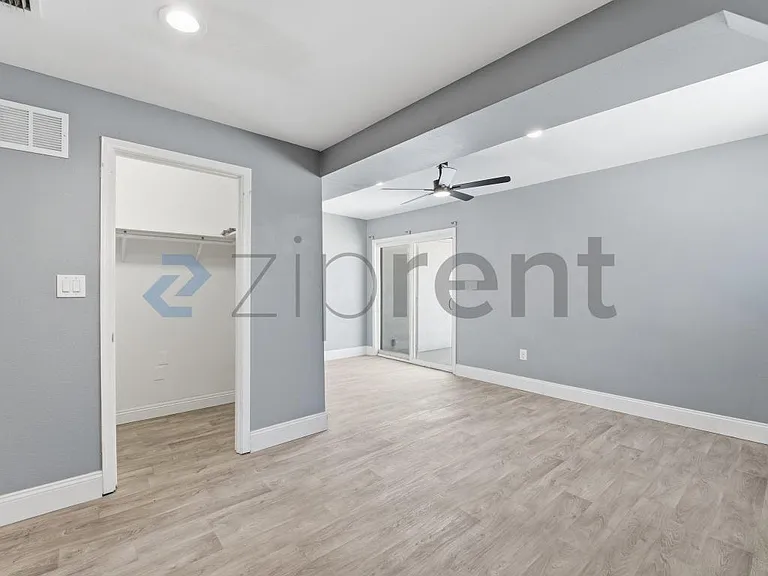 1228 E Barbara Dr — Photo 24
