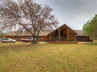 351 W Charter Oak Rd, Edmond, OK 73034