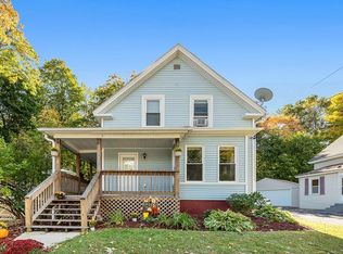 32 S Pleasant St, Ashburnham, MA 01430