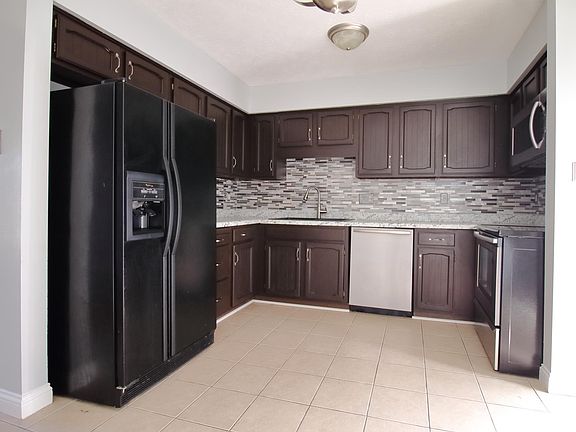 3rd image of 1242 Hollowbrook Dr