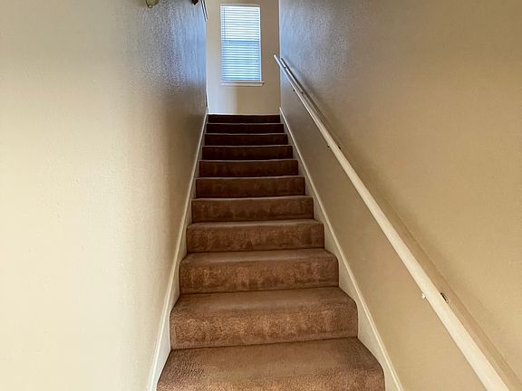5th image of 1019 E Kiowa Ave #1019