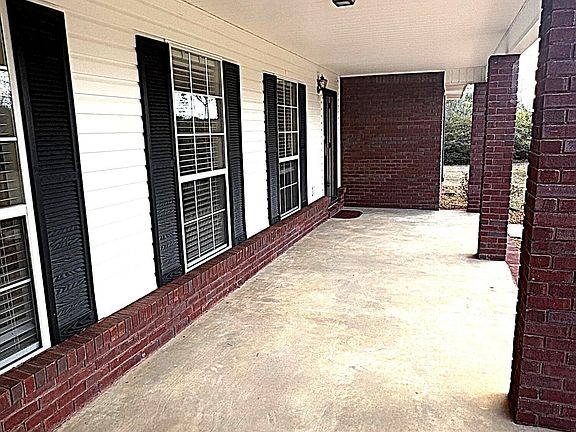 5th image of 3352 Caverns Rd