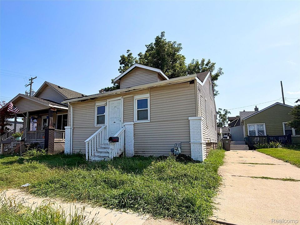 1st image of 13 Ridge St