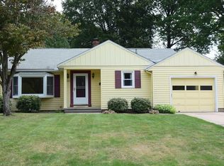 3025 Englewood Dr, Stow, OH 44224