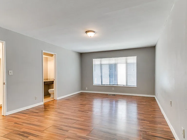 3920 N Classen Blvd — Photo 9