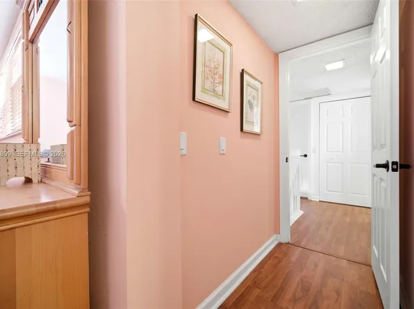 12399 NW 11th St, Pembroke Pines, FL 33026