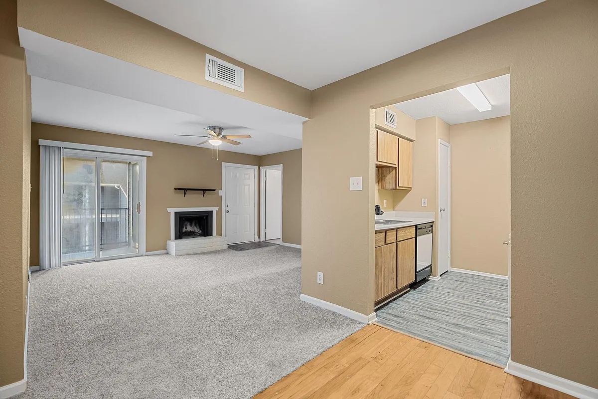 Building Photo - 18515 Egret Bay Blvd #1208