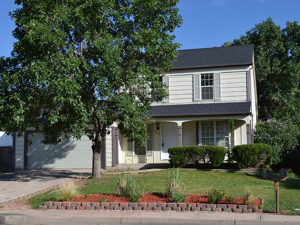 1st image of 2689 Clarendon Dr