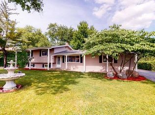 1515 Sunset Dr, Schaumburg, IL
