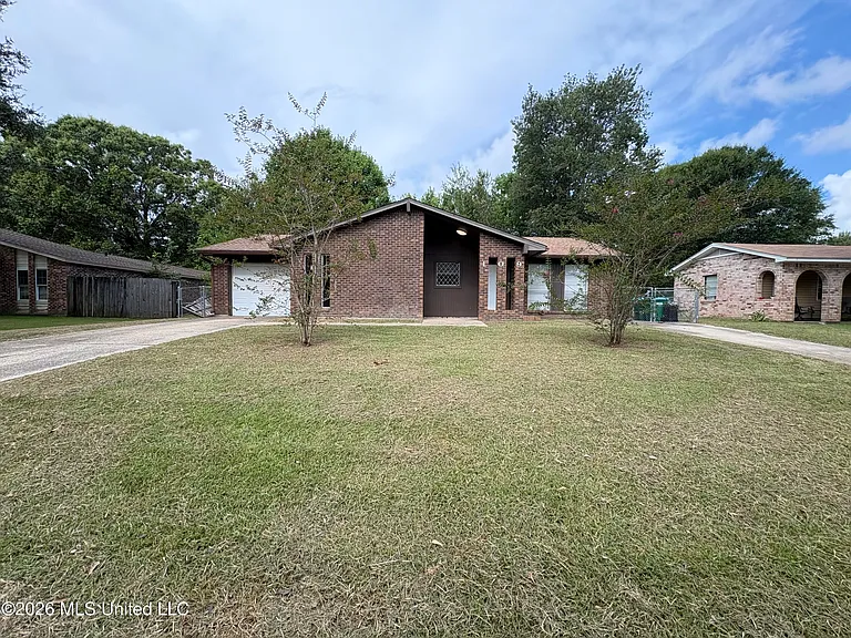 109 Gettysburg Cir — Photo 1