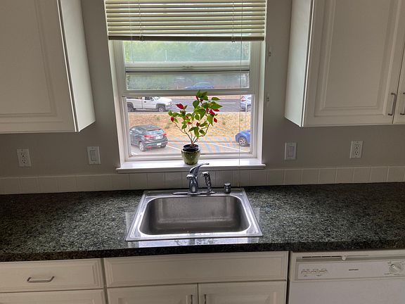 5th image of 205 San Anselmo Ave