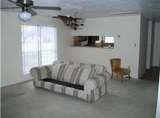 502 Birdsong Dr, League City, TX 77573