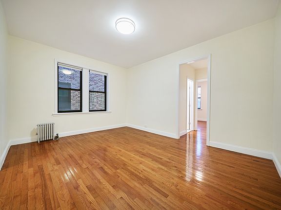 2nd image of 222 Seaman Ave APT C5
